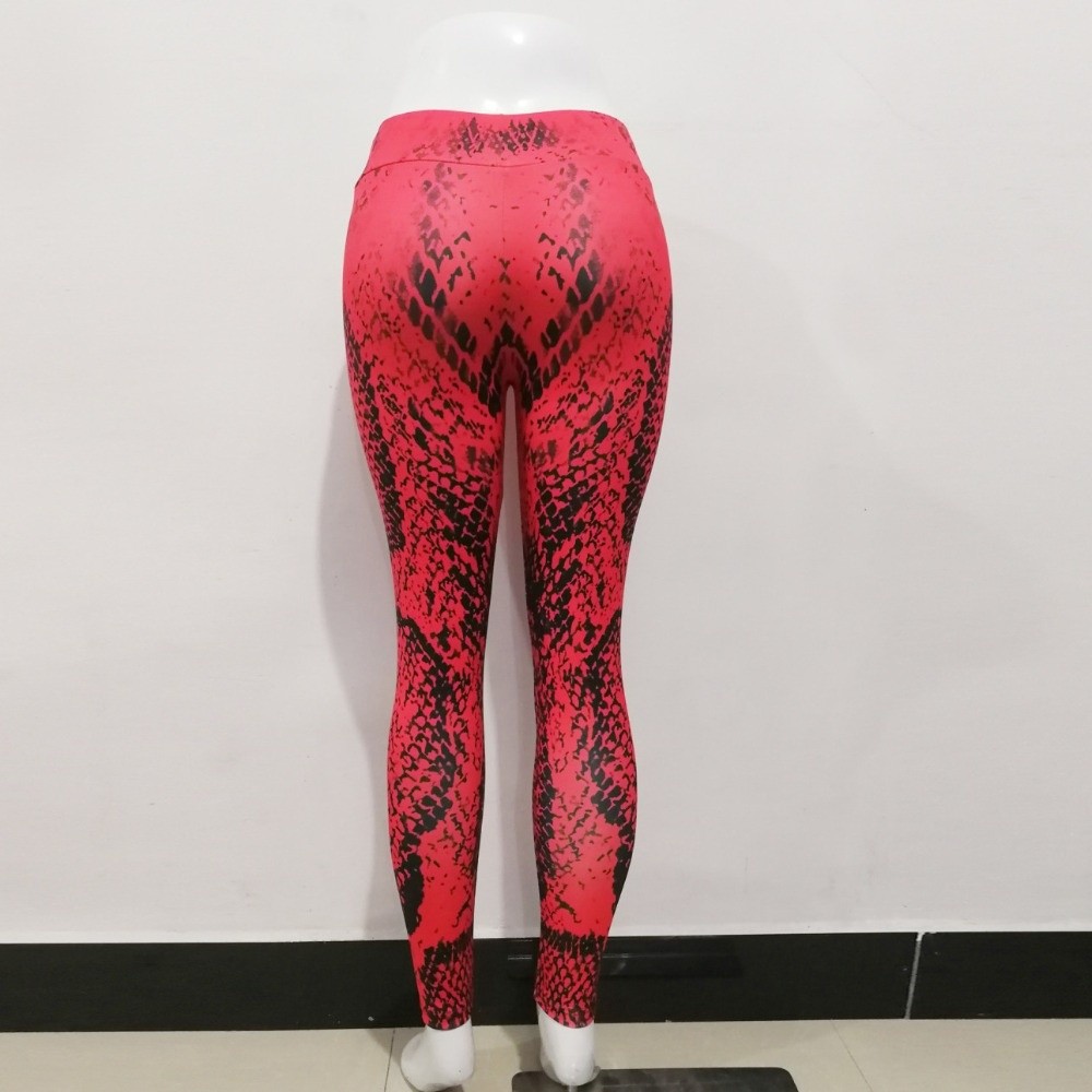 Schlangenmuster-Leggings mit P – Pilates Yoga Legging Bewertung und Preis